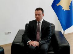 Peci: Prona katër milionëshe e Ministrisë iu bart një serbi që sipas informacioneve ka qenë i uniformuar në luftën në Kosovë peci:-prona-kater-milioneshe-e-ministrise-iu-bart-nje-serbi-qe-sipas-informacioneve-ka-qene-i-uniformuar-ne-luften-ne-kosove
