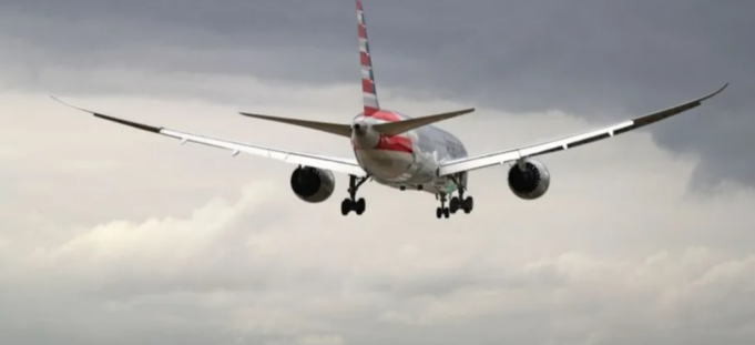 goditja-e-boeing-pas-denoncimit-te-ri-ngre-shqetesime-per-sigurine