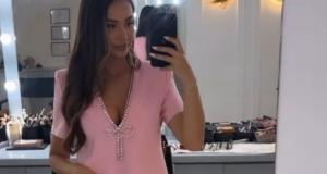 Françeska dhe Kiara bëjnë XING me fustanin, kjo është shuma marramendëse e tij franceska-dhe-kiara-bejne-xing-me-fustanin,-kjo-eshte-shuma-marramendese-e-tij