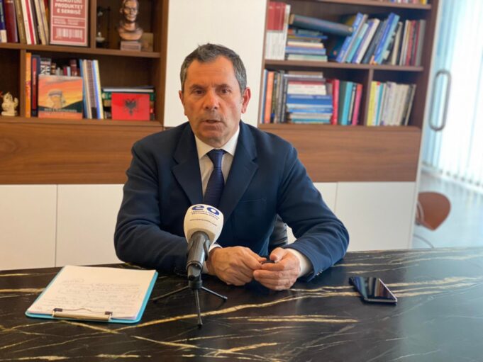 gashi:-martin-berishaj-nuk-e-ka-asnje-borxh,-intervistimi-i-tij-ka-zgjatur-dy-ore-e-gjysme-e-jo-8-ore