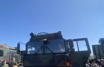 Kajtazi: Lufta për porositjen e armëve, strategji e shteteve për të shfaqur forcën e tyre kajtazi:-lufta-per-porositjen-e-armeve,-strategji-e-shteteve-per-te-shfaqur-forcen-e-tyre