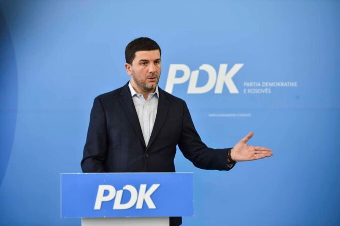 krasniqi:-kurti-i-pranoi-vete-pasaportat-e-strukturave-paralele-–-vendimi-i-be-se-nuk-piku-nga-qielli