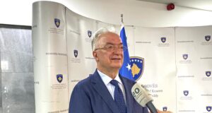 Deputeti i PDK-së: Vuçiq po dëshiron të kenë serbët pakënaqësi që të bind aleatët se Qeveria kosovare po bënë presion deputeti-i-pdk-se:-vuciq-po-deshiron-te-kene-serbet-pakenaqesi-qe-te-bind-aleatet-se-qeveria-kosovare-po-bene-presion