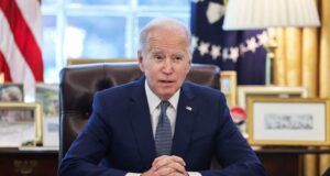 Bideni shkurton udhëtimin e fundjavës për t’u konsultuar me ekipin e sigurisë kombëtare bideni-shkurton-udhetimin-e-fundjaves-per-t’u-konsultuar-me-ekipin-e-sigurise-kombetare