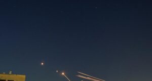 Izraeli do të vendosë në orën 5:00 se si t’i përgjigjet Iranit izraeli-do-te-vendose-ne-oren-5:00-se-si-t’i-pergjigjet-iranit