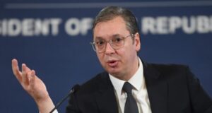 Vuçiq kërcënon sërish me luftë: Fytyra nuk ka çmim, do t’ju kundërshtojmë të gjithëve që na karakterizoni komb gjenocidal vuciq-kercenon-serish-me-lufte:-fytyra-nuk-ka-cmim,-do-t’ju-kundershtojme-te-gjitheve-qe-na-karakterizoni-komb-gjenocidal