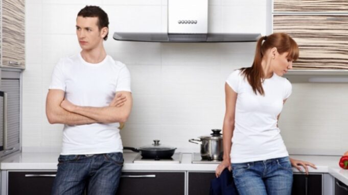 te-prire-per-tradhti:-djemte-e-gjate,-biondet…