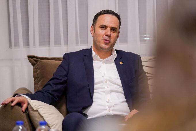 abdixhiku-procesin-e-votimit-te-kie-e-percolli-nga-kacaniku-gjate-vizites-te-famailja-e-hebib-shehut