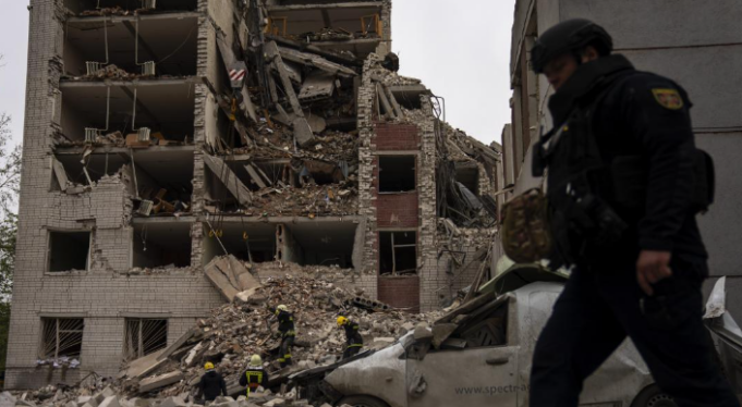 sulm-raketor-rus-ne-dnipro,-nje-viktime-dhe-9-te-plagosur