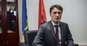Murati kritikon Kurtin: S’është kohë e mburrjeve, të gjitha marrëveshjet e deritanishme injorojnë shqiptarët në Kosovën Lindore murati-kritikon-kurtin:-s’eshte-kohe-e-mburrjeve,-te-gjitha-marreveshjet-e-deritanishme-injorojne-shqiptaret-ne-kosoven-lindore