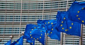 BE paralajmëron Kosovën dhe Serbinë: Nëse nuk i përmbushni detyrimet, do të ketë pasoja serioze be-paralajmeron-kosoven-dhe-serbine:-nese-nuk-i-permbushni-detyrimet,-do-te-kete-pasoja-serioze