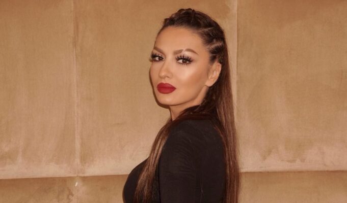 adelina-ismaili:-lejoni-armembajtje-per-femrat-e-rrezikuara,-vini-re-se-asnje-klerik-fetar-nuk…