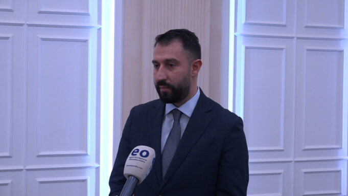 krasniqi:-lista-serbe-deshiron-ta-kete-monopolin-mbi-politiken-e-serbeve-ne-kosove