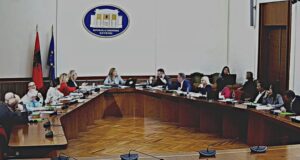 S’ka më ngërç, të martën rinis punën Komisioni i Shëndetësisë s’ka-me-ngerc,-te-marten-rinis-punen-komisioni-i-shendetesise