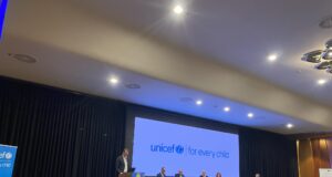 Vitia: “Java e Imunizimit” shërben si kujtesë për rëndësinë e vaksinimit, jo vetëm për jetën e një individi por ruajtjen e shëndetit të gjithë shoqërisë vitia:-“java-e-imunizimit”-sherben-si-kujtese-per-rendesine-e-vaksinimit,-jo-vetem-per-jeten-e-nje-individi-por-ruajtjen-e-shendetit-te-gjithe-shoqerise