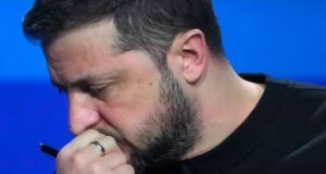 Zelensky: Rusët duan të pushtojnë Khasiv Yar deri më 9 maj zelensky:-ruset-duan-te-pushtojne-khasiv-yar-deri-me-9-maj