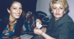 Adelina Ismaili kujton nënën e ndjerë në përvjetorin e vdekjes adelina-ismaili-kujton-nenen-e-ndjere-ne-pervjetorin-e-vdekjes