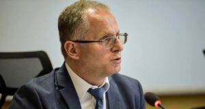 “European Pravda”: Bislimi s’e përdori fjalinë “gati për luftë” në asnjë rast, pavarësisht se u pyet specifikisht për mundësinë e luftës “european-pravda”:-bislimi-s’e-perdori-fjaline-“gati-per-lufte”-ne-asnje-rast,-pavaresisht-se-u-pyet-specifikisht-per-mundesine-e-luftes