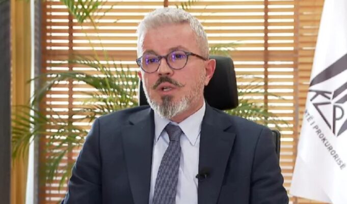 kpa-shtyn-shpalljen-e-vendimit-per-ankimimin-e-komisionerit-publik-ndaj-alfred-balles