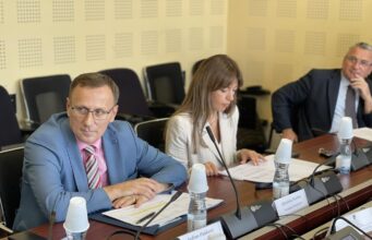 Departamenti për Krime Lufte me vetëm 3 prokurorë, i nevojshëm shtimi i numrit të tyre departamenti-per-krime-lufte-me-vetem-3-prokurore,-i-nevojshem-shtimi-i-numrit-te-tyre