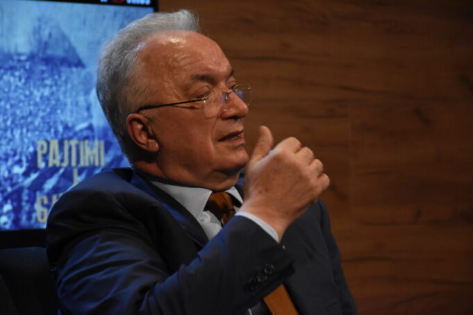 haliti:-kurti-po-e-ve-ne-loje-opoziten,-ai-do-t’i-shtyje-sa-me-shume-zgjedhjet-e-asociacionin