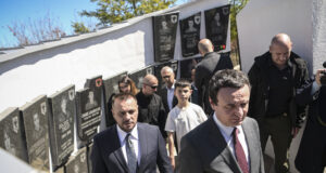 Kurti thirrje sërish sistemit të drejtësisë: Krimet s’vjetërsohen asnjëherë, dëshmitarët po – adresoni me urgjencë rastet e luftës kurti-thirrje-serish-sistemit-te-drejtesise:-krimet-s’vjetersohen-asnjehere,-deshmitaret-po-–-adresoni-me-urgjence-rastet-e-luftes