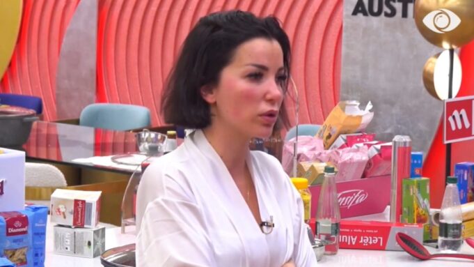 “e-abortova-nje-femije,-kur-i-kujtova-rrahjet-e-zemres-e-rraha-veten-me-grushta.”-roza-lati-e-hap-zemren-ne-bbv