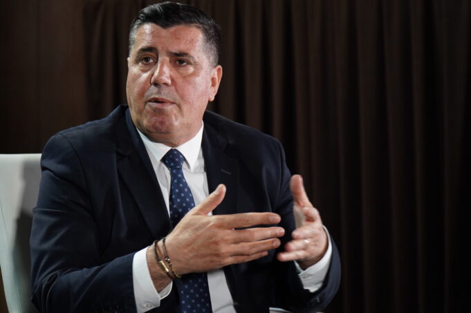 haziri:-kurti-deri-me-sot-krijoi-8-situata-krizash-ne-kosove-–-osmani-dera-e-vetme-per-raportet-e-mira-me-shba