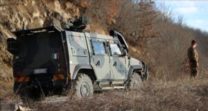 KFOR përfundon stërvitjet që kishin për qëllim kontrollin e turmës gjatë trazirave kfor-perfundon-stervitjet-qe-kishin-per-qellim-kontrollin-e-turmes-gjate-trazirave