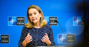 Ambasadorja amerikane në NATO: Jemi duke i monitoruar lëvizjet ruse për parandalimin e destabilizimit të Ballkanit Perëndimor ambasadorja-amerikane-ne-nato:-jemi-duke-i-monitoruar-levizjet-ruse-per-parandalimin-e-destabilizimit-te-ballkanit-perendimor