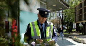 Hyn në fuqi Ligji i ri për trafikun rrugor – ashpërsohen gjobat për kundërvajtësit hyn-ne-fuqi-ligji-i-ri-per-trafikun-rrugor-–-ashpersohen-gjobat-per-kundervajtesit