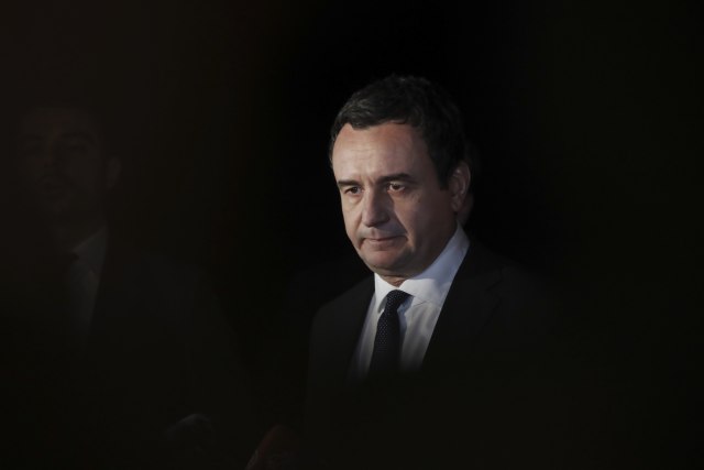 “nzz”:-kurti,-dekonstruktiv-dhe-kokeforte-–-ironikisht,-ndjek-strategjine-e-vucicit “nzz”:-kurti,-dekonstruktiv-dhe-kokeforte-–-ironikisht,-ndjek-strategjine-e-vucicit