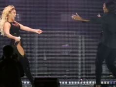 Michelle Obama thotë se Beyonce “e ndryshoi sërish lojën” me albumin e ri michelle-obama-thote-se-beyonce-“e-ndryshoi-serish-lojen”-me-albumin-e-ri