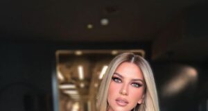 “Nata e Kadrit”, Leonora Jakupi shfaqet duke lexuar Kur’anin “nata-e-kadrit”,-leonora-jakupi-shfaqet-duke-lexuar-kur’anin