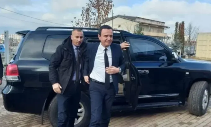 kurti-udheton-per-ne-rumani,-merr-pjese-ne-konferencen-e-partive-socialiste