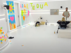 Ulërima dhe britma u dëgjuan nga ‘dhoma e bardhë’, Meritoni dhe Ilnisa mbetën të shtangur ulerima-dhe-britma-u-degjuan-nga-‘dhoma-e-bardhe’,-meritoni-dhe-ilnisa-mbeten-te-shtangur