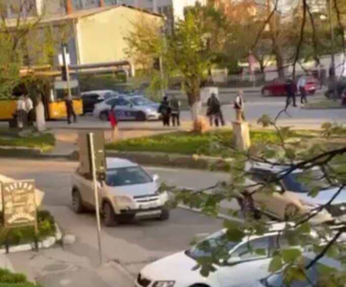 goditet-nga-vetura-nje-kembesor-ne-prishtine