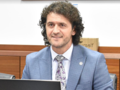 Agron Bajraktari zgjedhet rektor i UShAF edhe për një mandat katërvjeçar agron-bajraktari-zgjedhet-rektor-i-ushaf-edhe-per-nje-mandat-katervjecar