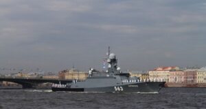 Anijes ushtarake ruse i vihet flaka në brigjet e Kaliningradit, thotë Kievi anijes-ushtarake-ruse-i-vihet-flaka-ne-brigjet-e-kaliningradit,-thote-kievi