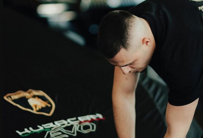 don-xhoni-blen-veture-luksoze