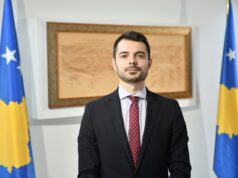 Zëdhënësi i Qeverisë paralajmëron padi ndaj gazetarit Mehmetaj: Shpifi që babai im ka qenë polic i Serbisë zedhenesi-i-qeverise-paralajmeron-padi-ndaj-gazetarit-mehmetaj:-shpifi-qe-babai-im-ka-qene-polic-i-serbise