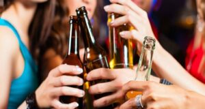 OBSH: 4 në 10 adoleshentë konsumojnë alkool obsh:-4-ne-10-adoleshente-konsumojne-alkool