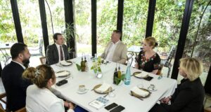 Kurti takon nënkryetaret serbe të komunave veriore, diskutojnë për lirinë e asociimit kurti-takon-nenkryetaret-serbe-te-komunave-veriore,-diskutojne-per-lirine-e-asociimit