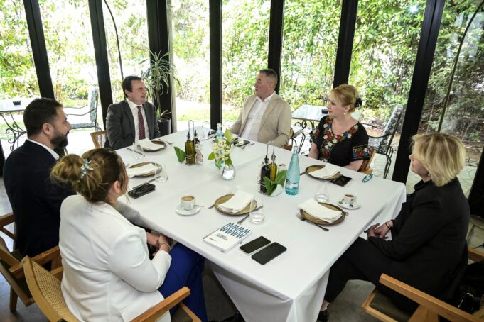 kurti-takon-nenkryetaret-serbe-te-komunave-veriore,-diskutojne-per-lirine-e-asociimit