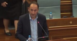 Aliu për borxhet e kompanive që ambalazhojnë ujin: Nuk ka asnjë vendim për falje borxhi aliu-per-borxhet-e-kompanive-qe-ambalazhojne-ujin:-nuk-ka-asnje-vendim-per-falje-borxhi