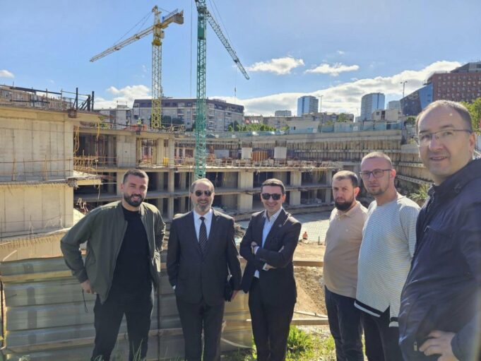 osmani:-xhamia-e-madhe-do-te-kyqet-ne-“termokos”