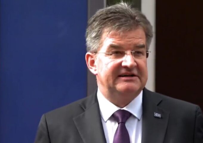lajcak:-pergjegjesite-e-paleve-ne-dialog-jane-te-qarta,-kosova-ta-pranoje-draftstatutin-evropian