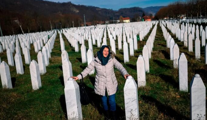lobimi-serb-ne-okb-kunder-rezolutes-per-gjenocidin-e-srebrenices,-si-po-e-ndihmojne-ruset-dhe-kinezet?