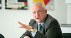 Deputeti i Bundestagut: Komiteti i Ministrave i ka dy zgjedhje, anëtarësimi i Kosovës në KiE këtë muaj, e vetmja rrugë përpara deputeti-i-bundestagut:-komiteti-i-ministrave-i-ka-dy-zgjedhje,-anetaresimi-i-kosoves-ne-kie-kete-muaj,-e-vetmja-rruge-perpara