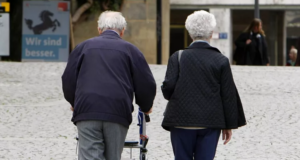 Gratë mund të jetojnë më gjatë, por burrat kanë një jetë më cilësore grate-mund-te-jetojne-me-gjate,-por-burrat-kane-nje-jete-me-cilesore